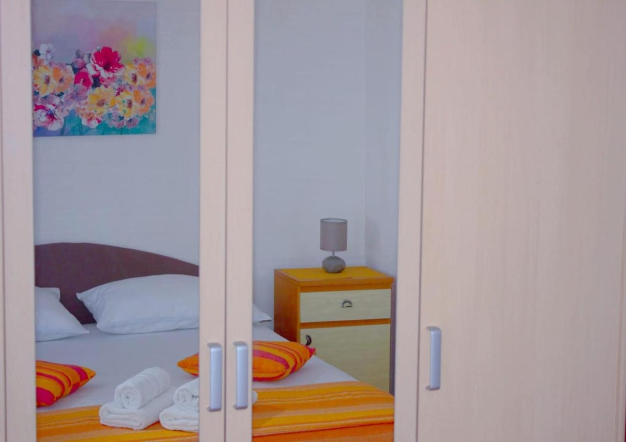 Apartment Ema Traù Esterno foto